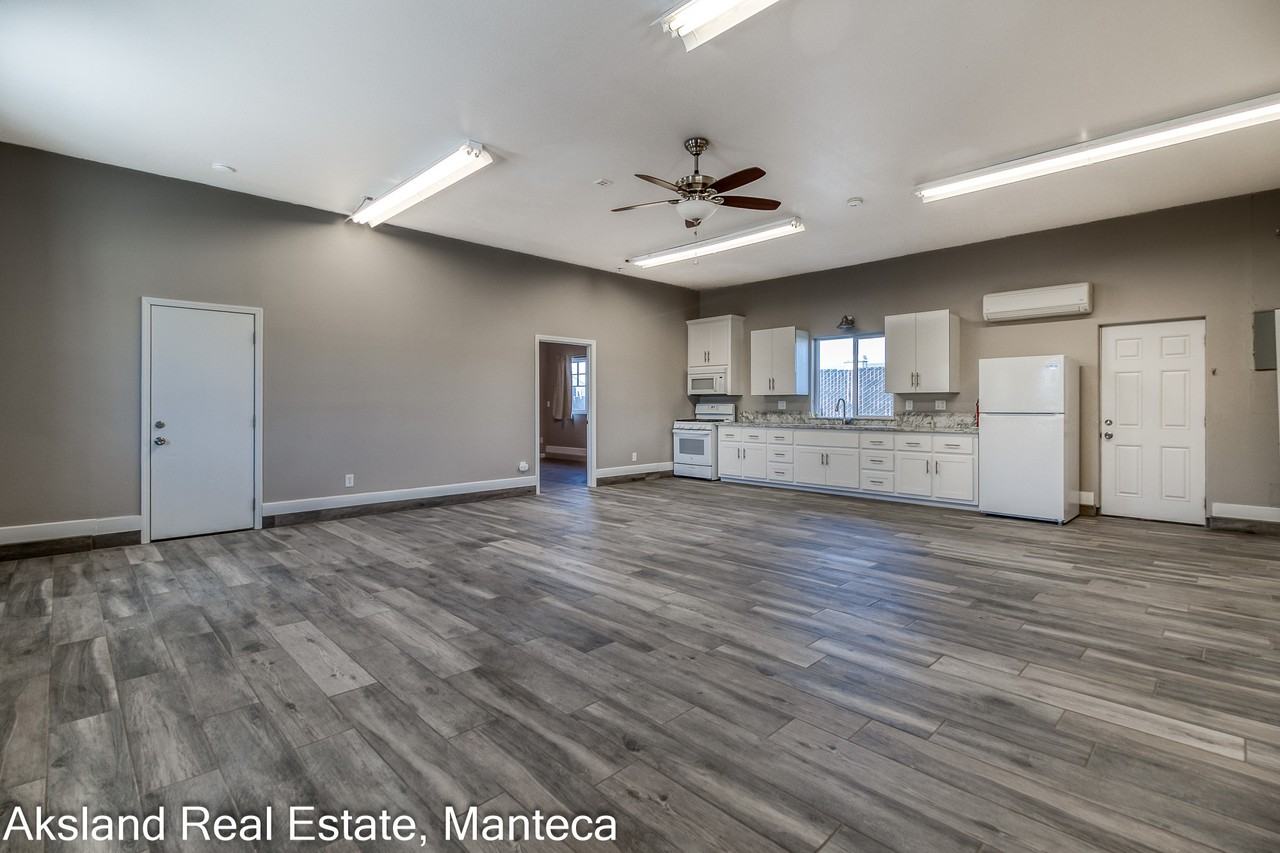 W. Lathrop Rd., 3009 - Photo 7 of 18