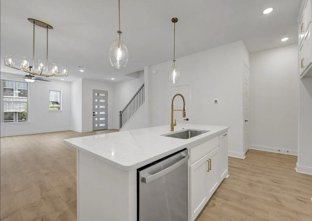 4835 Fuller Ct #605 - Photo 3 of 18