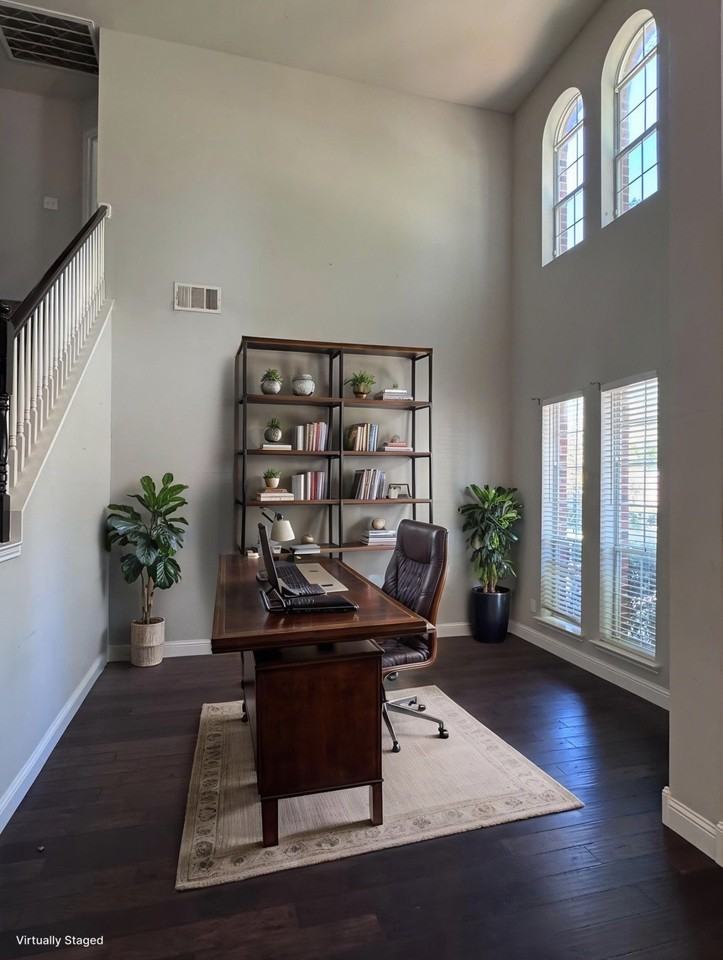 6510 Daisy Dr - Photo 4 of 40