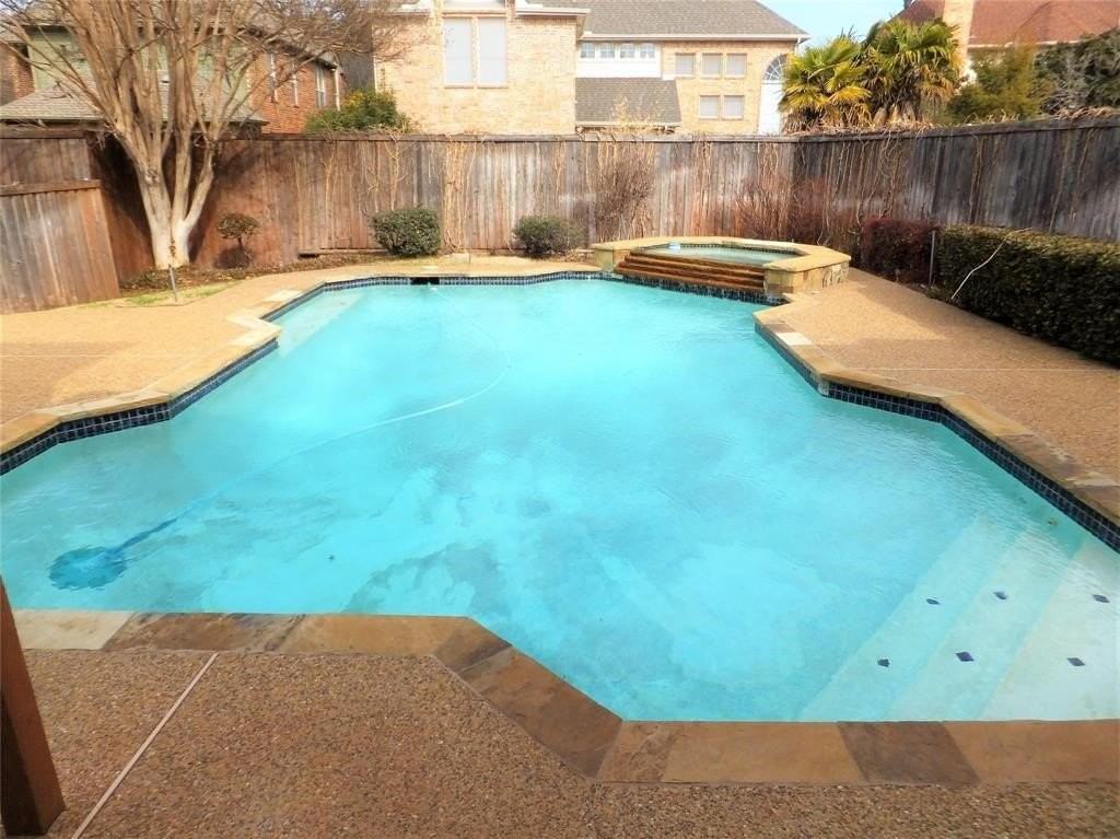 2641 Shadow Hill Ln - Photo 6 of 7