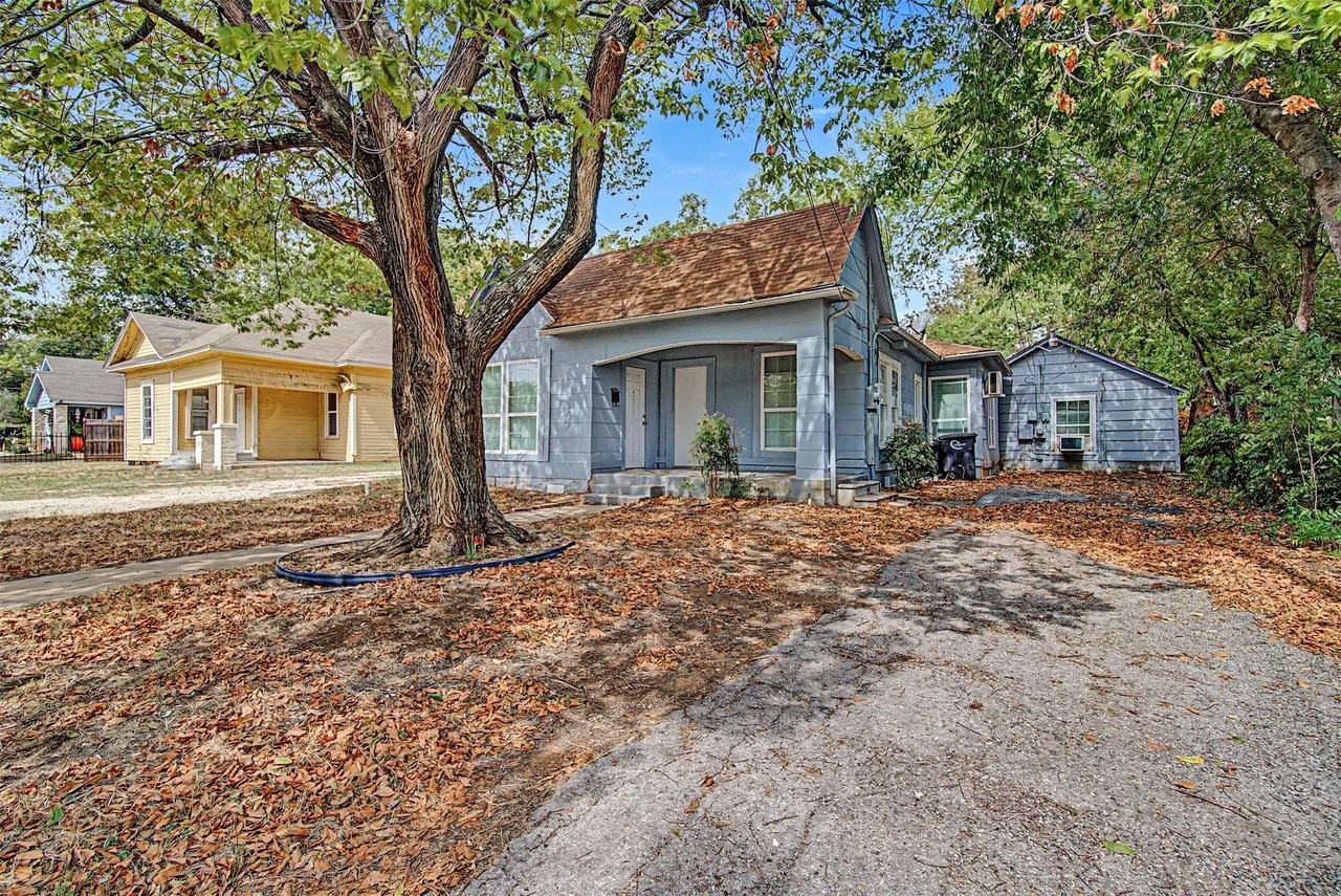 109 Dallas Ave #A - Photo 2 of 20