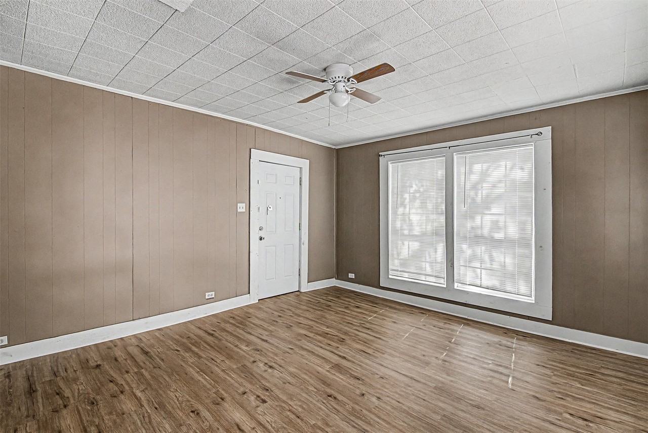 109 Dallas Ave #A - Photo 4 of 20