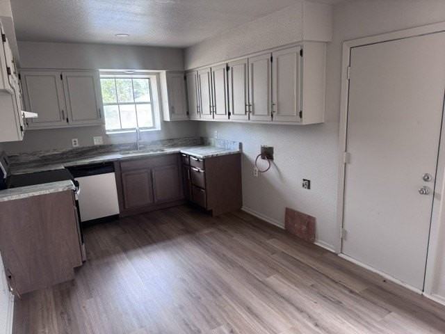 2838 Kessler Dr #2840 - Photo 4 of 9