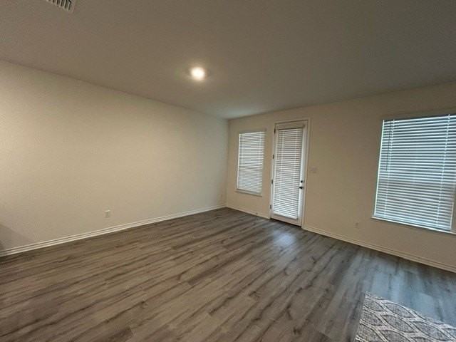 945 Brock Dr - Photo 6 of 13