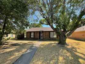 2310 Windridge Ln - Photo 1 of 1