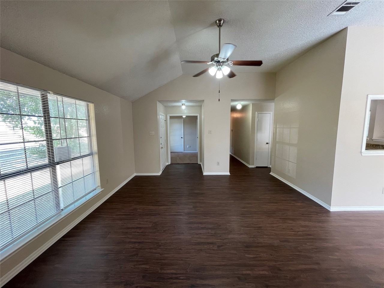 2310 Windridge Ln - Photo 3 of 15