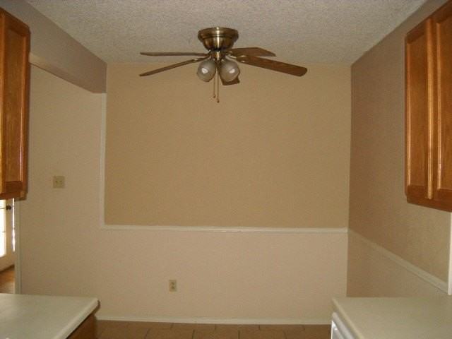 1503 Yeomans Rd - Photo 7 of 9