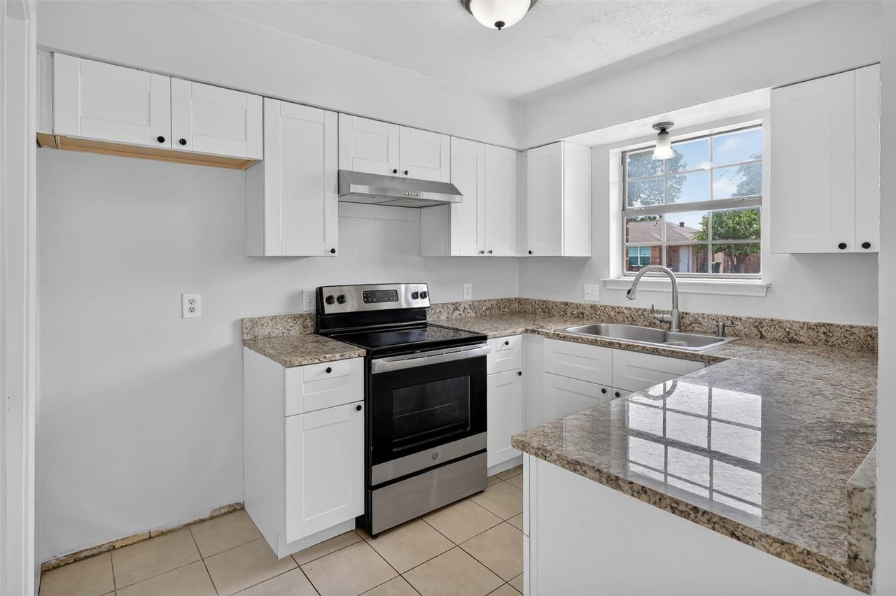 1805 Mcqueary St #1807 - Photo 7 of 16