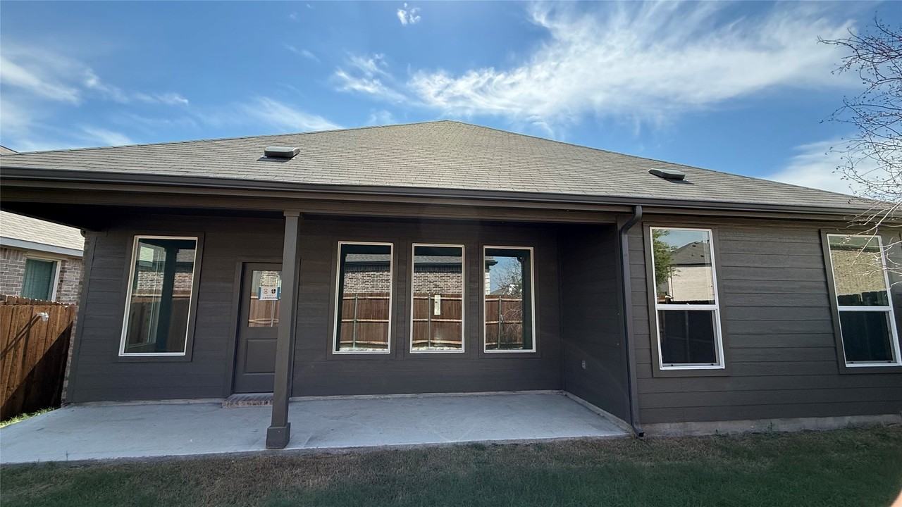 1716 Western Hemlock Way - Photo 4 of 23