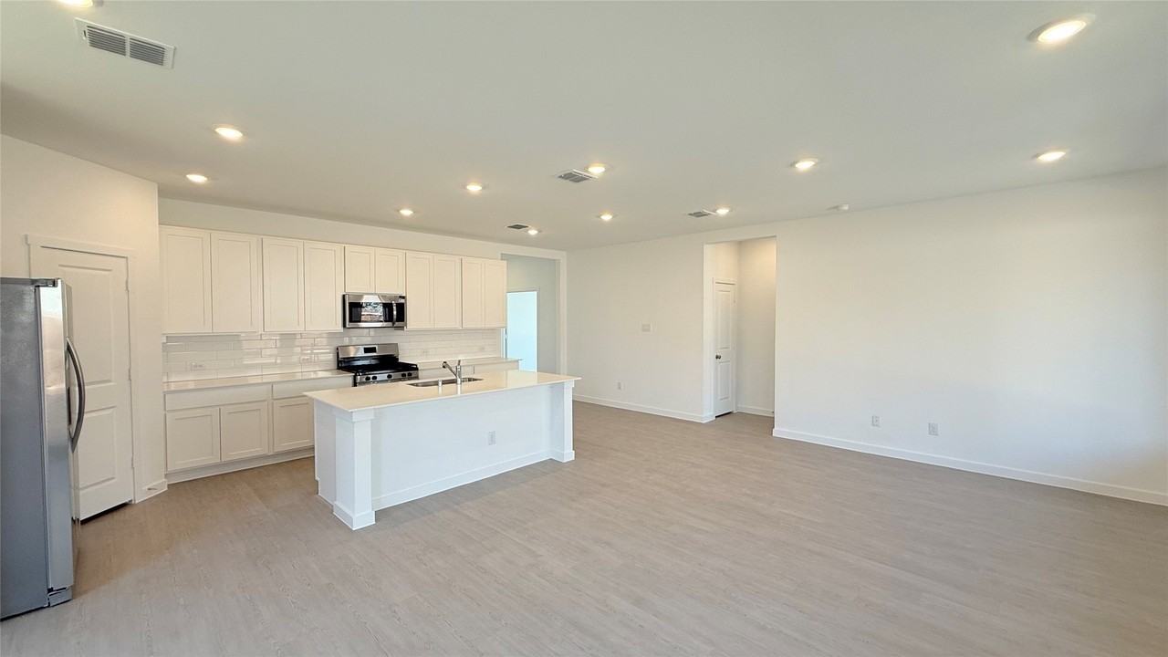 1716 Western Hemlock Way - Photo 6 of 23