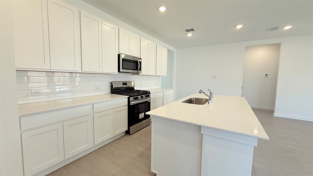 1716 Western Hemlock Way - Photo 7 of 23