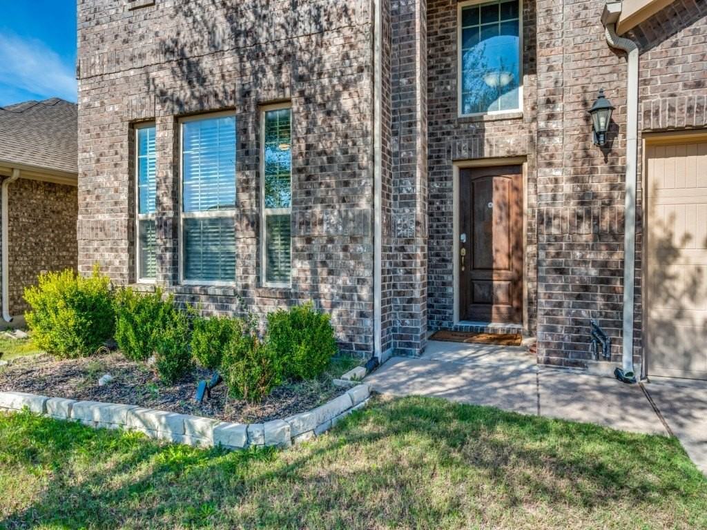 11721 Champion Creek Dr - Photo 2 of 25