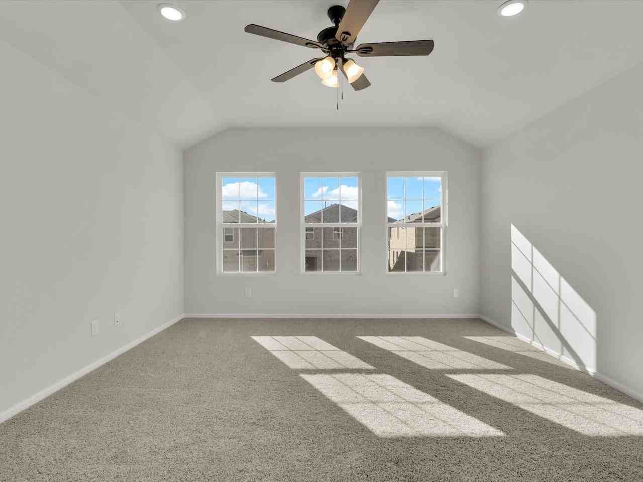 712 Portina Dr - Photo 6 of 15