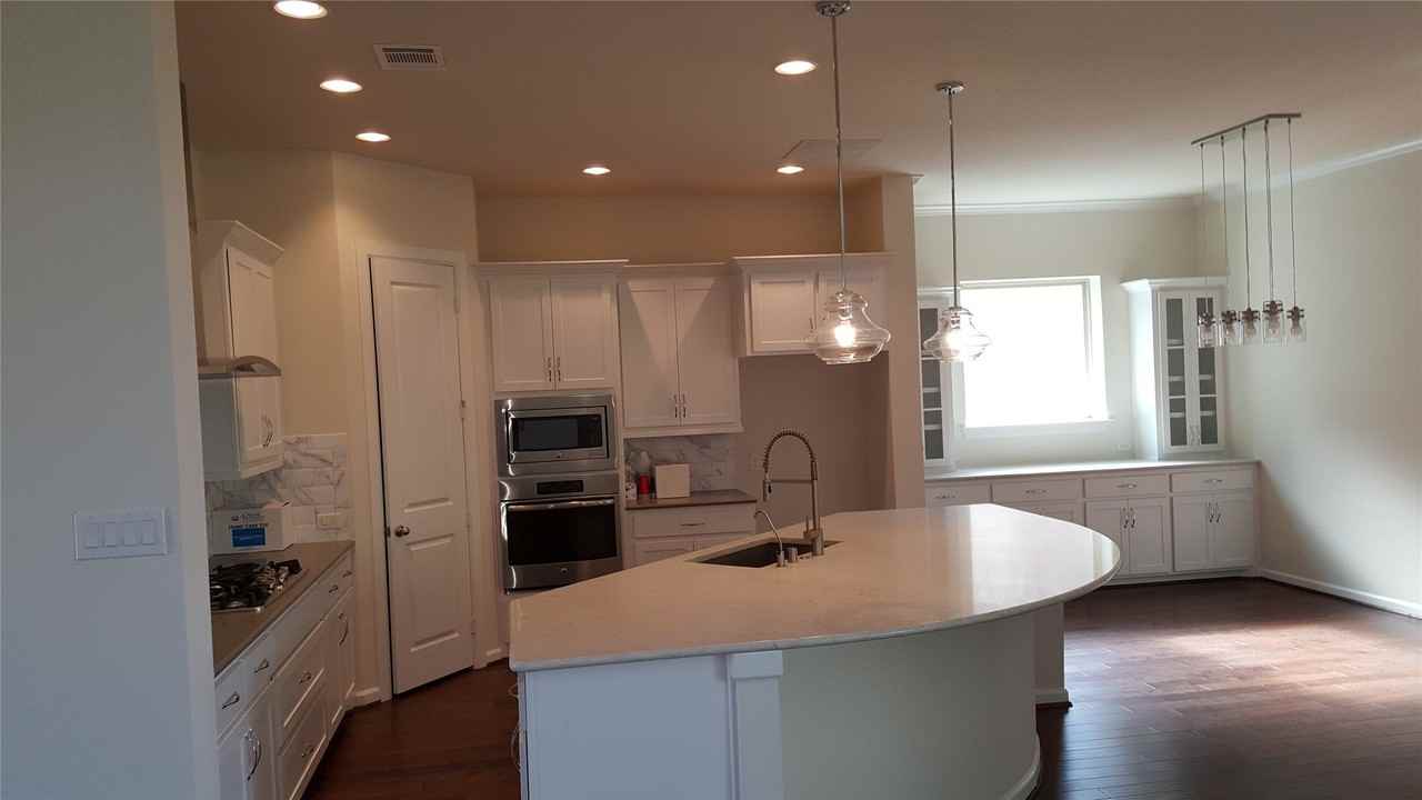 12199 Antler Dr - Photo 6 of 38
