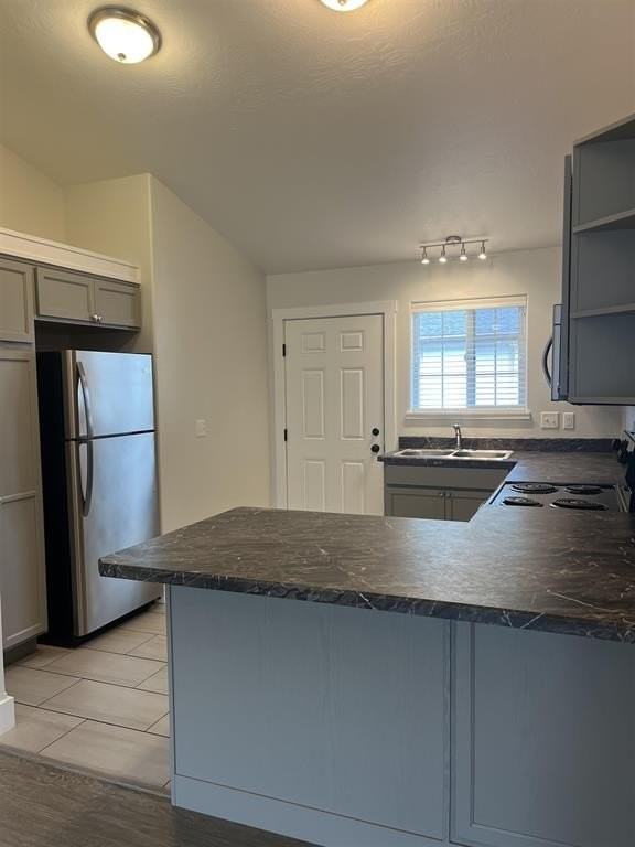 1638 Stella Ct - Photo 4 of 6