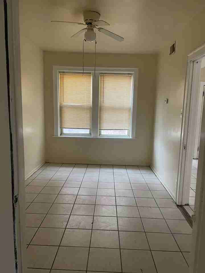 4854 West Armitage Avenue - Photo 5 of 11