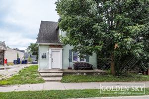 featured image of 611 W Jackson St