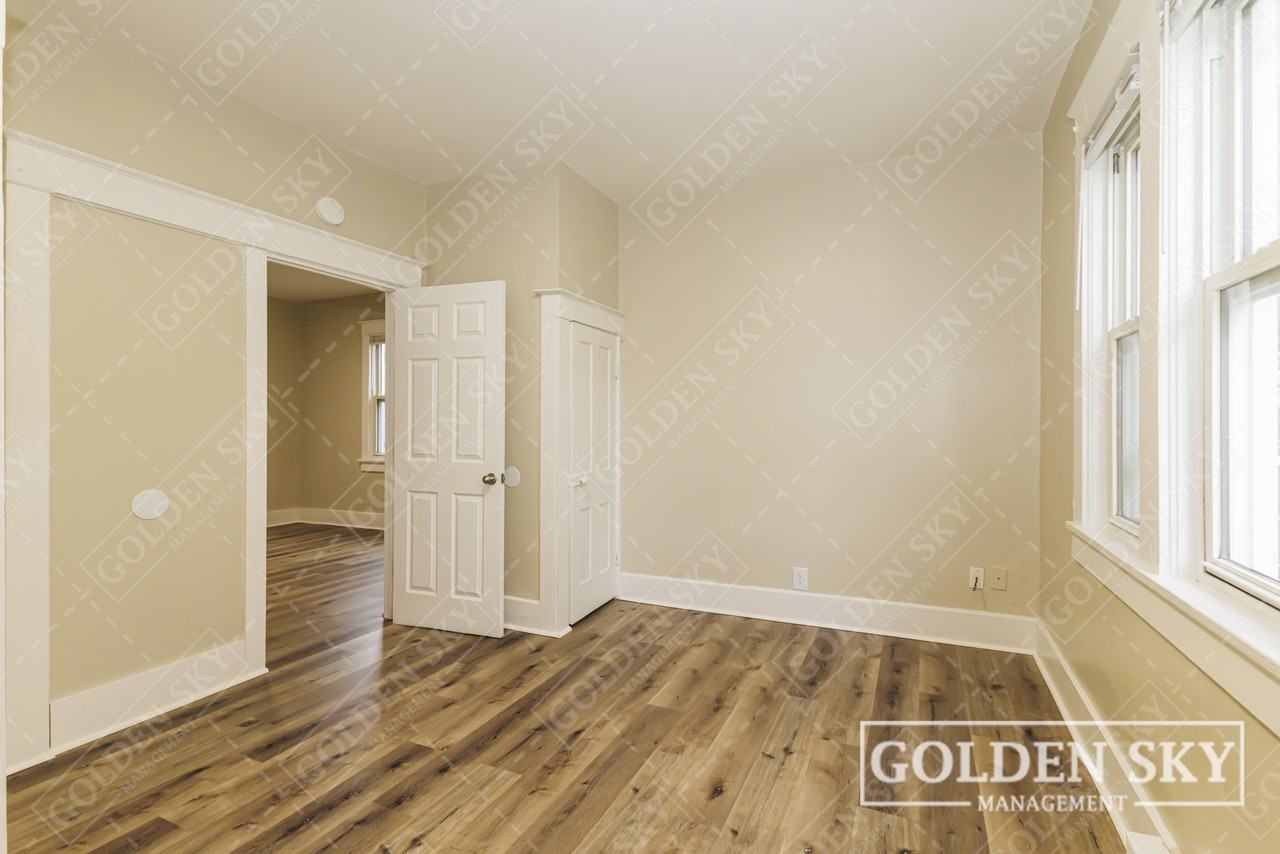611 West Jackson Street - Unit 2 - Photo 6 of 10