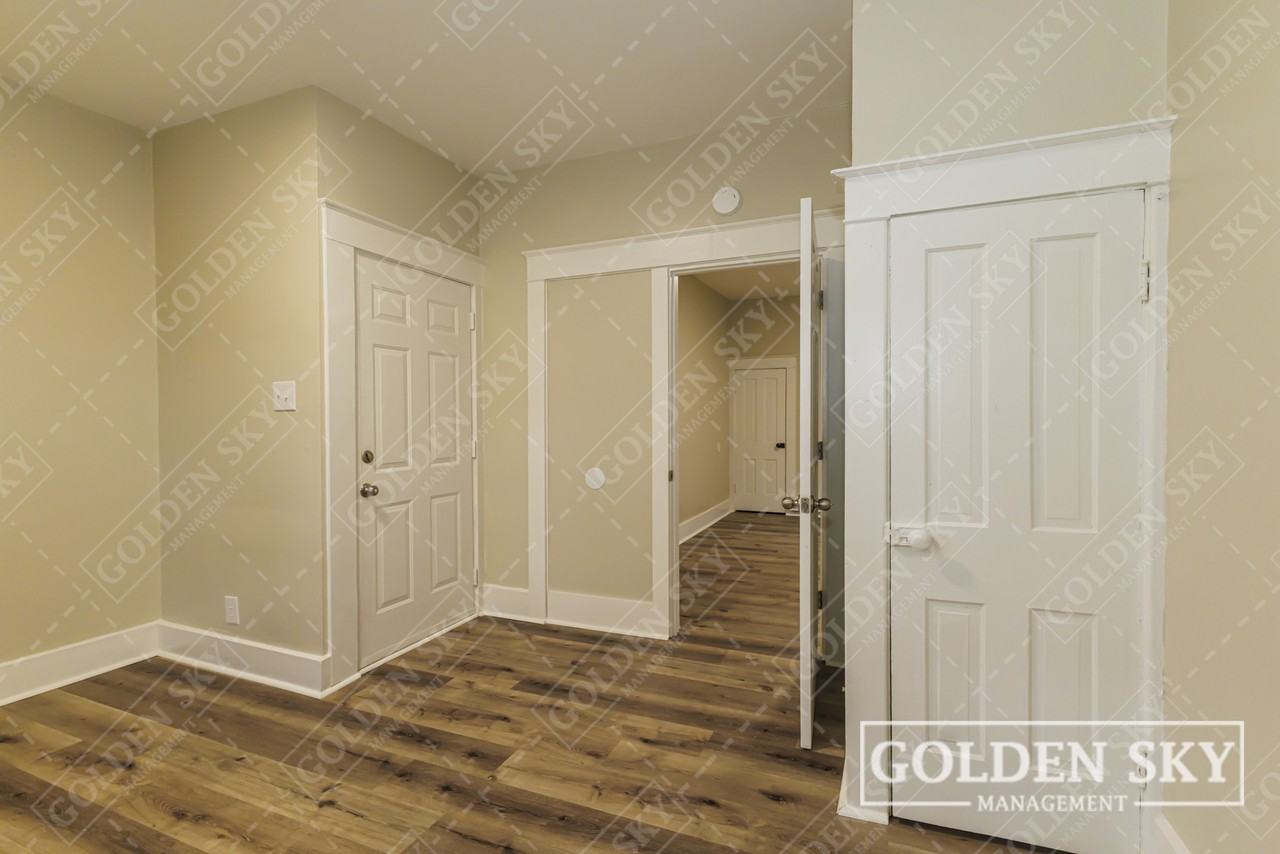 611 West Jackson Street - Unit 2 - Photo 7 of 10