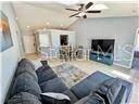 142 Glasgow Ct - Photo 7 of 11