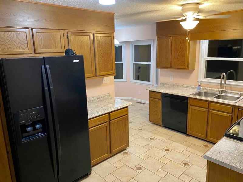 26558 Martin Branch Rd - Photo 3 of 16