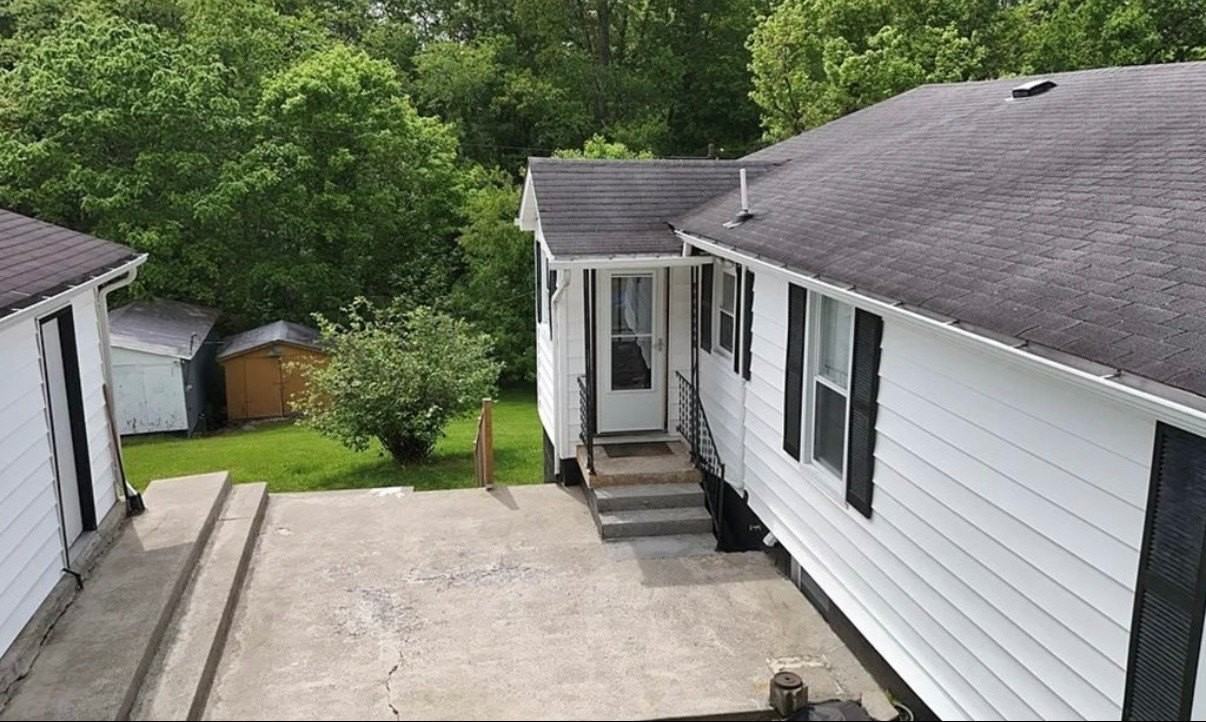 7435 Gatewood Rd - Photo 5 of 28