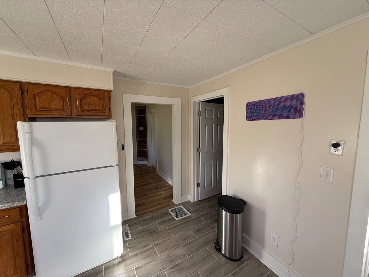 7435 Gatewood Rd - Photo 7 of 28