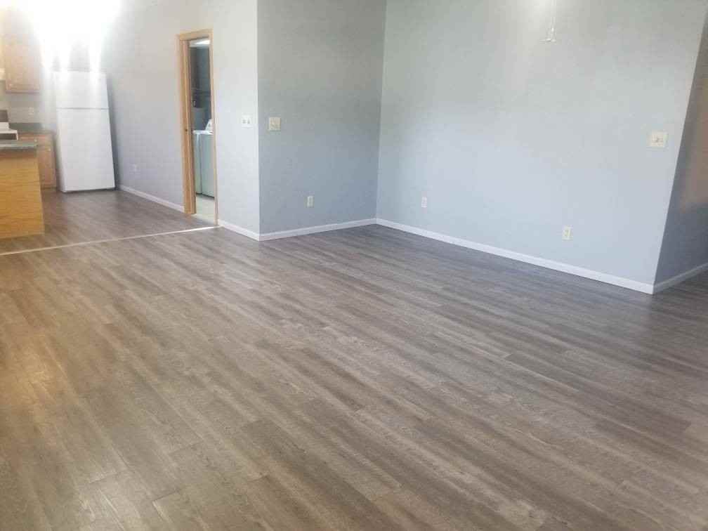 200 W Saint Paul St #1 - Photo 5 of 7