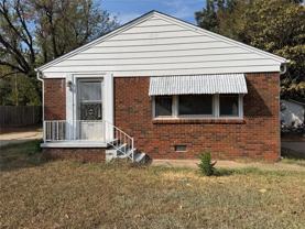 511 E Harmon Dr - Photo 1 of 1