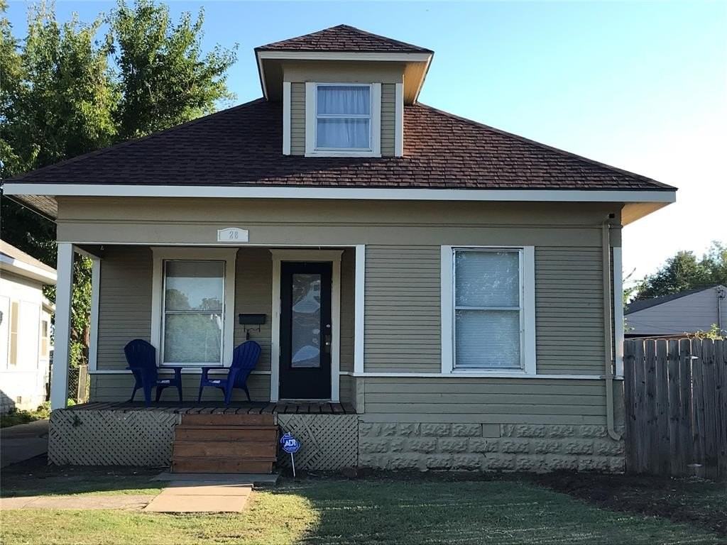 28 W Hurd St