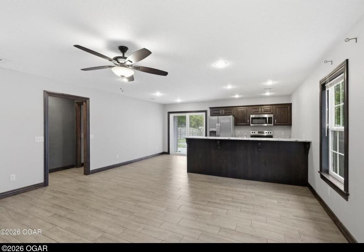 1604 S Minnesota Ave - Photo 2 of 16