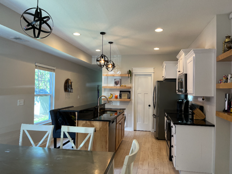 304 Sw 16th St - Photo 4 of 20