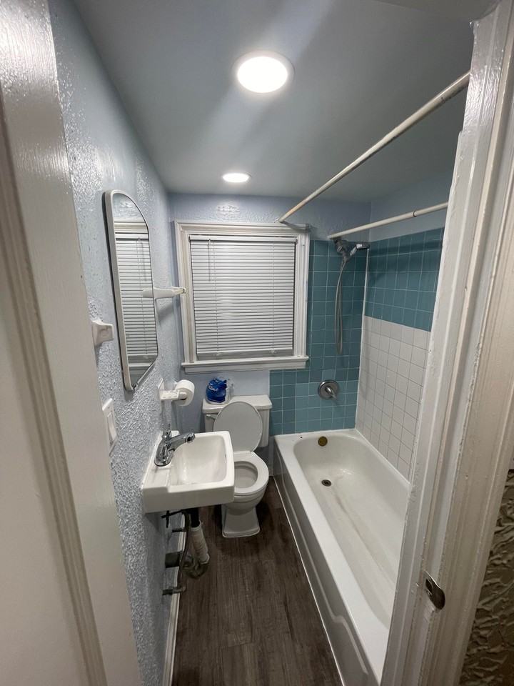 278 Delawanna Ave #2 - Photo 5 of 14