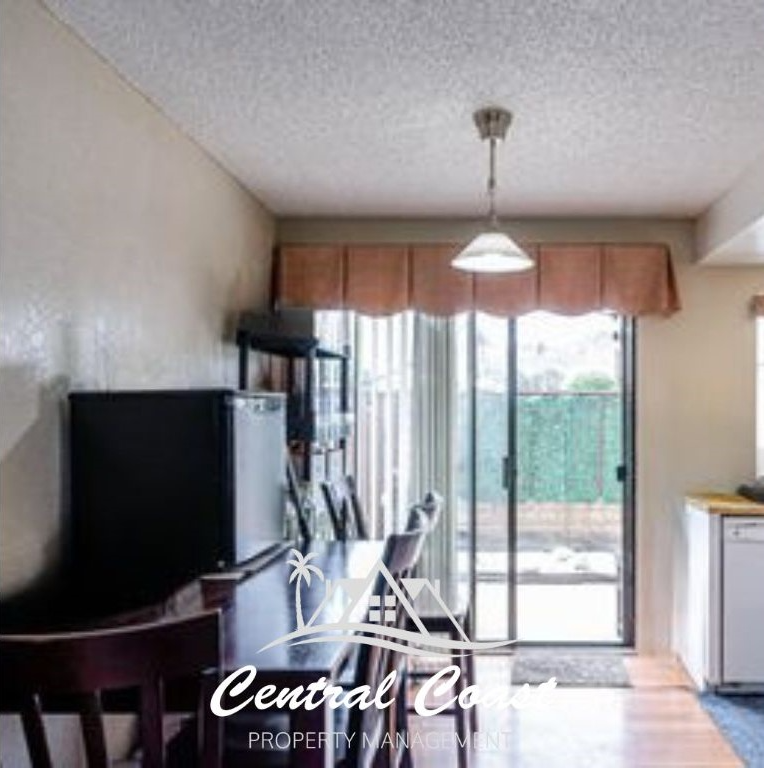 1204 E Walnut Ave #D - Photo 3 of 9