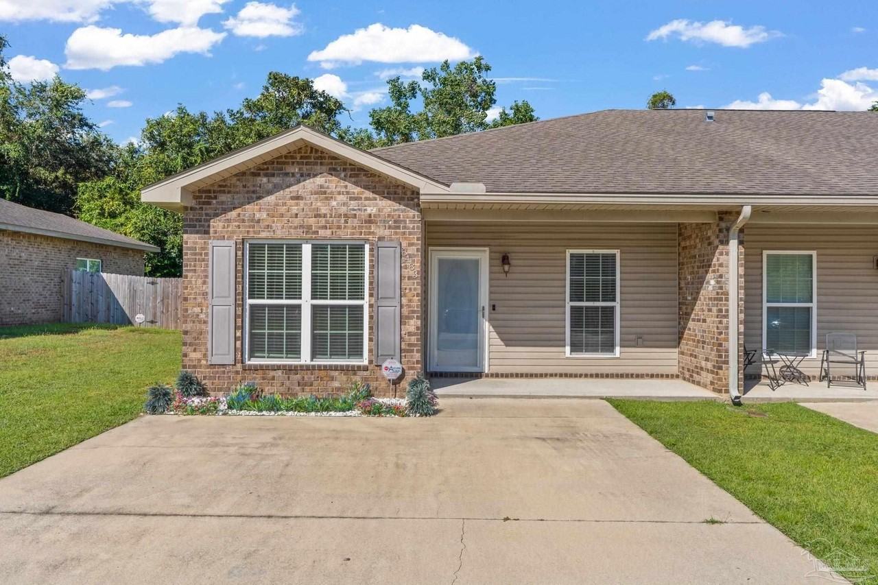 8483 Crissy Ln - Photo 2 of 28