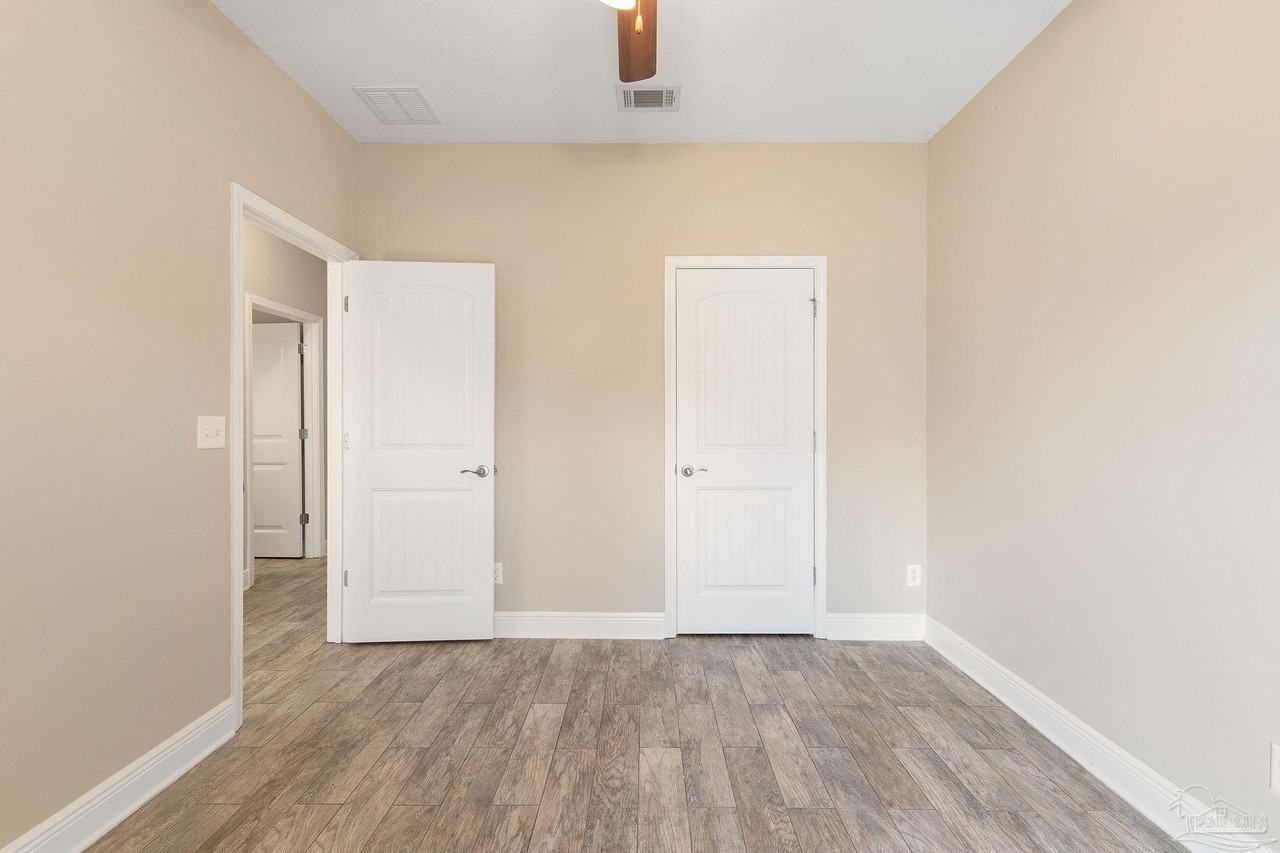 8483 Crissy Ln - Photo 7 of 28