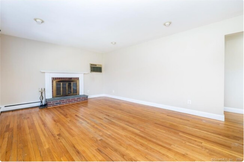 21 Henso Dr - Photo 4 of 20
