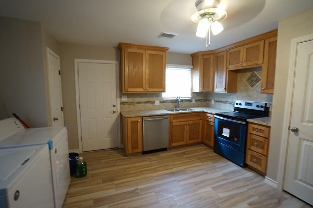 222 Mitchell St #A - Photo 2 of 8