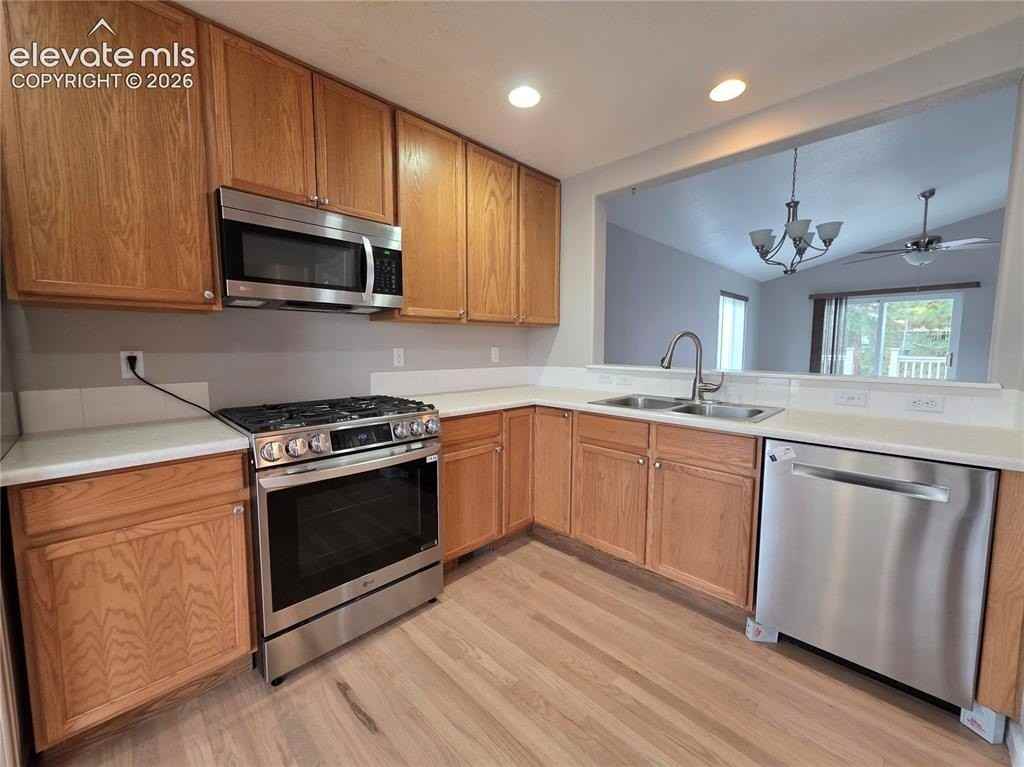 5376 Spoked Wheel Dr - Photo 4 of 35