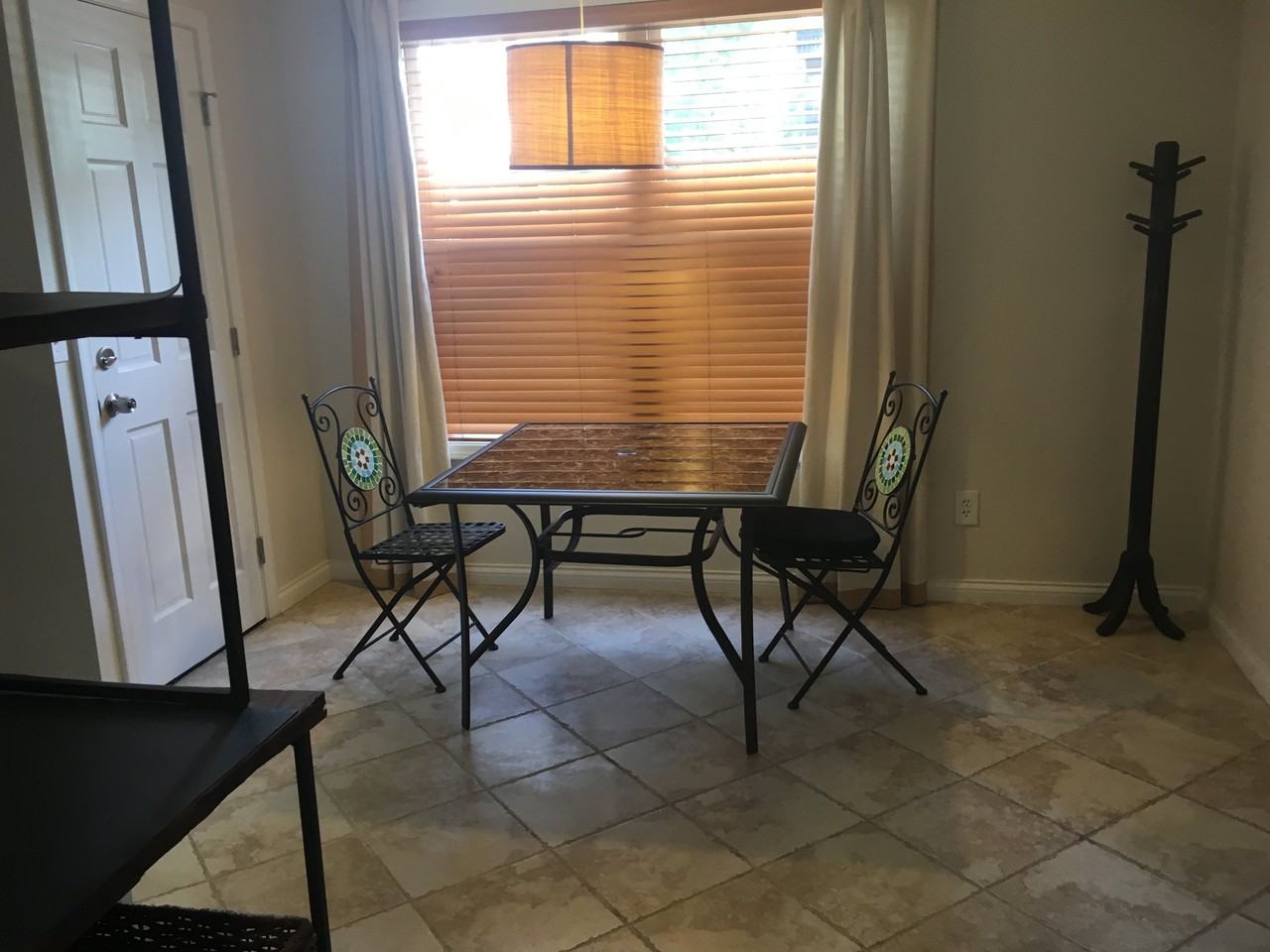 700 Franklin Ave - Photo 2 of 12