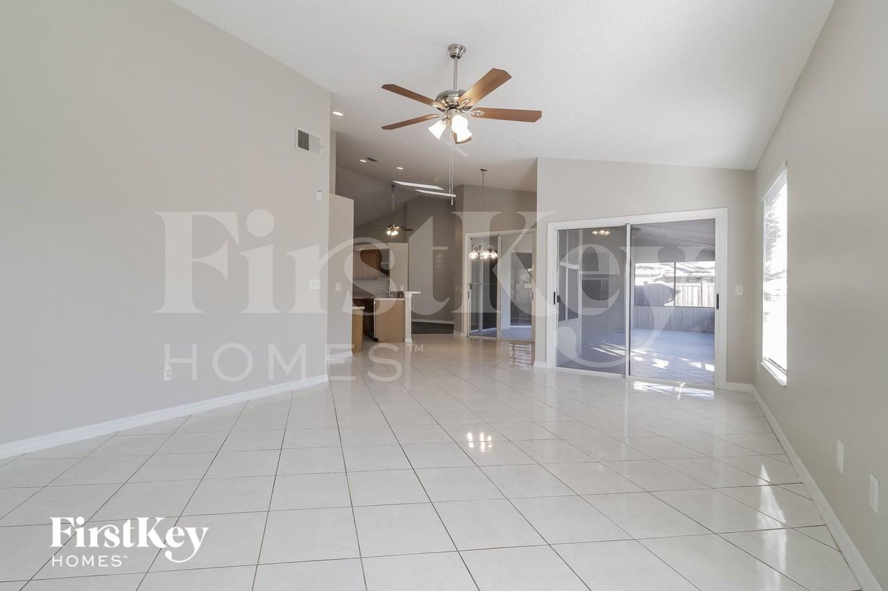 3526 Gatlin Place Cir - Photo 5 of 15