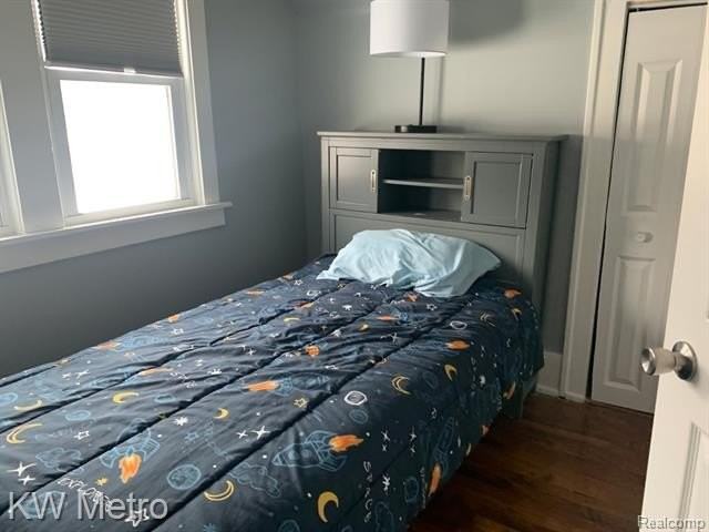 428 E Hayes Ave - Photo 7 of 9