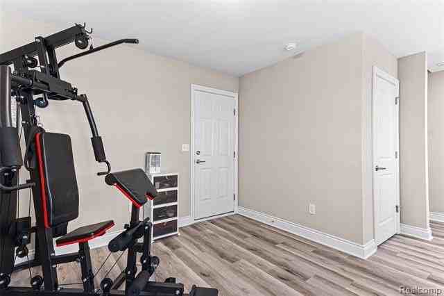 4837 Lismore Ln - Photo 7 of 31