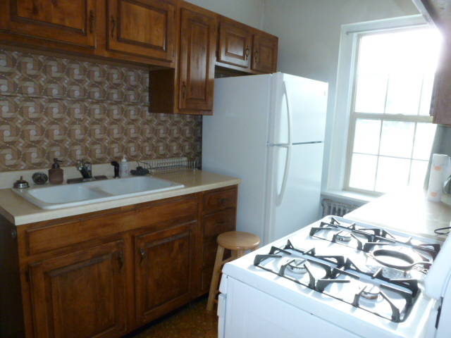 440 N Park Ave #B - Photo 2 of 10