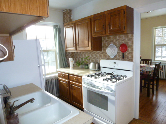 440 N Park Ave #B - Photo 4 of 10