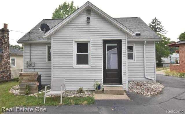 763 S Winding Dr - Photo 2 of 23