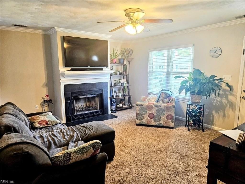 340 Belle Ridge Ct - Photo 2 of 18