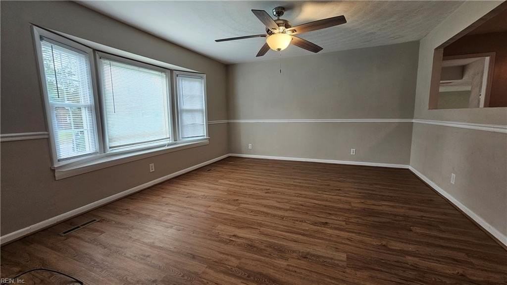 721 Colony Manor Rd - Photo 4 of 27