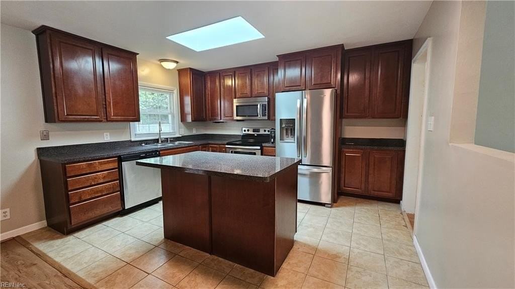 721 Colony Manor Rd - Photo 6 of 27
