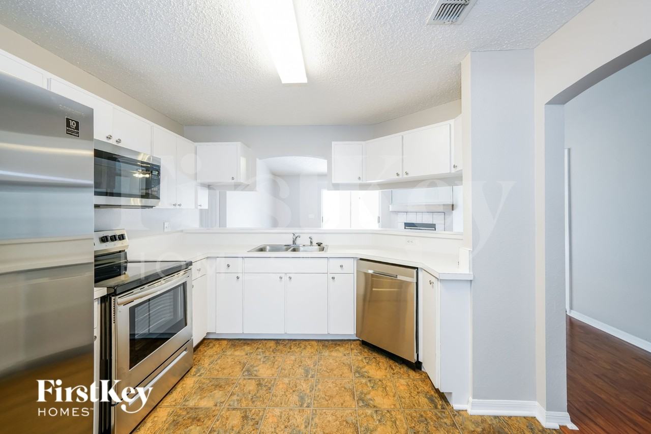 3130 Valley Vista Cir - Photo 6 of 15